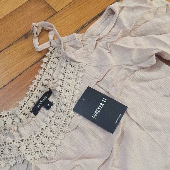 Forever 21 crop top - Picture 2 of 3